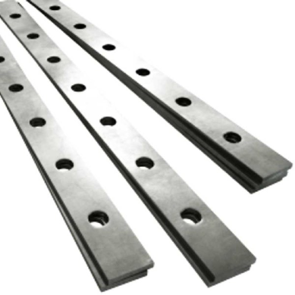Planchuela Perforada Hierro Rejas 1 1/4 x 1/4" Varilla 12mm