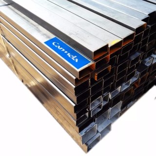 Caño de Hierro Cuadrado 40 x 40 x 2,0 mm Largo 6,00mt